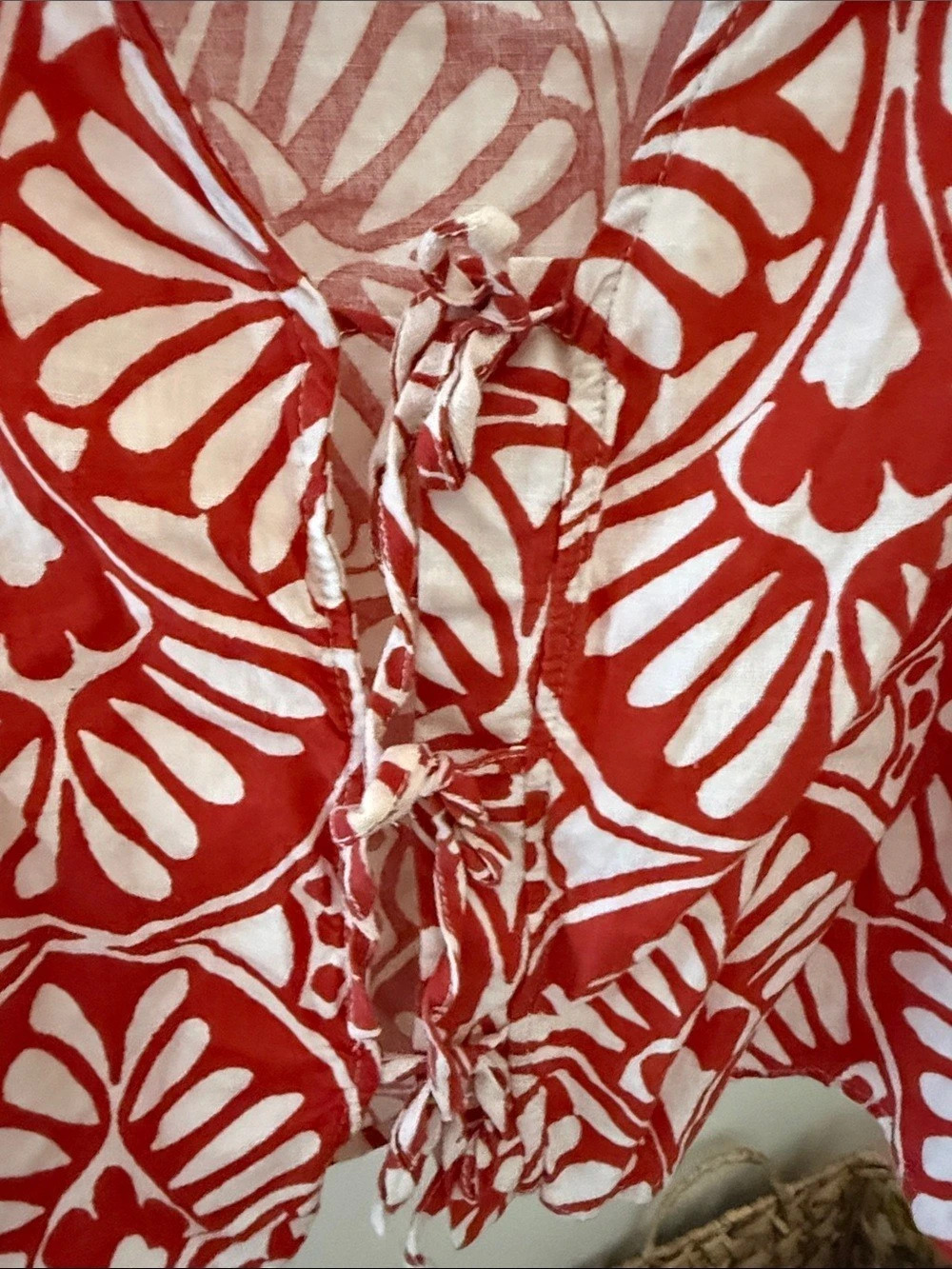 Christian Siriano Floral Tie-Front Crop Shirt in Orange & Cream Size Large - Picture 4 of 5